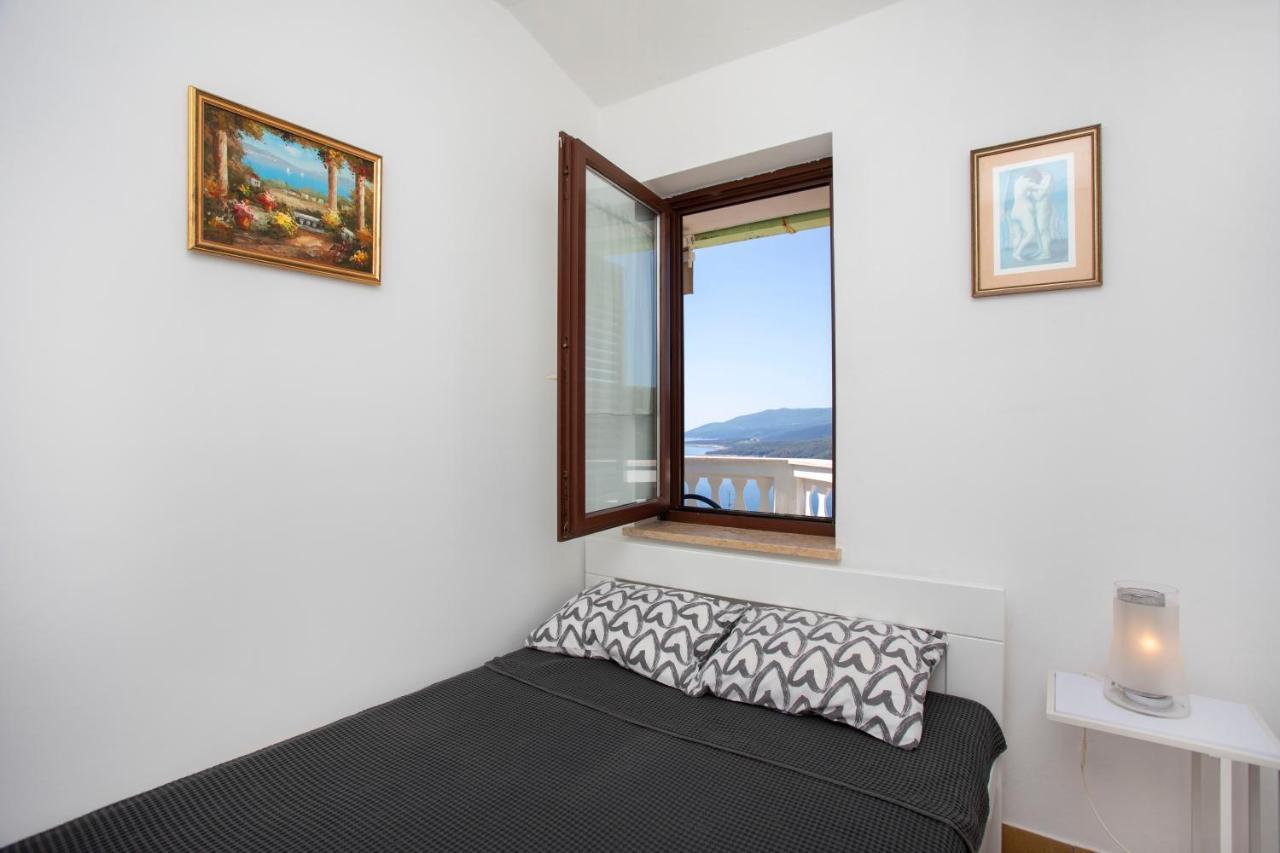 Greenhouse Family Apartments Rabac Exterior photo